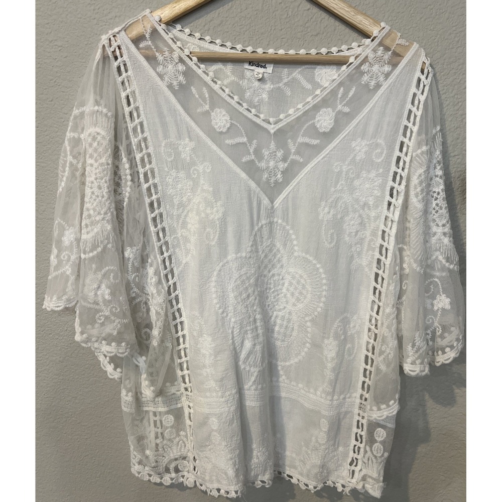 Kindred Womens WHITE Embroidered Flower Lacey Top Blouse Bohemian MEDIUM